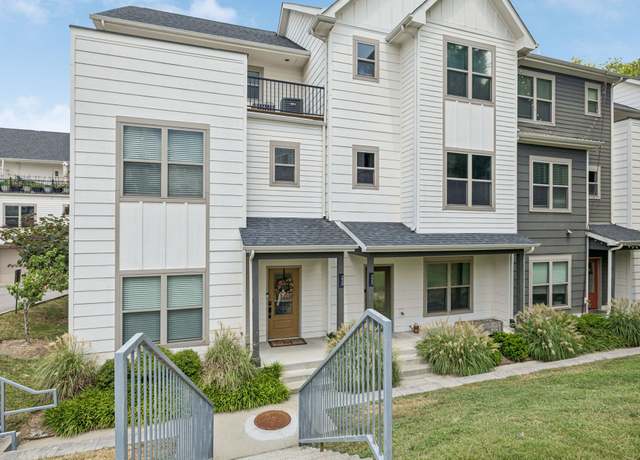 Property at 220 Thompson Park Dr, Nashville, TN 37211, 3 beds, 3 baths