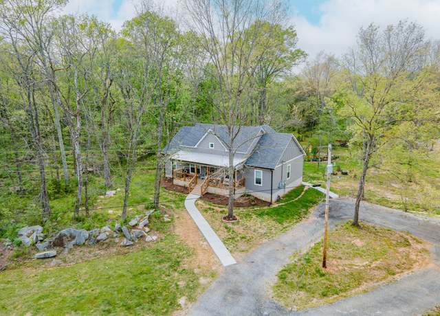Property at 2363 Newcut Rd, Columbia, TN 38401, 3 beds, 2 baths