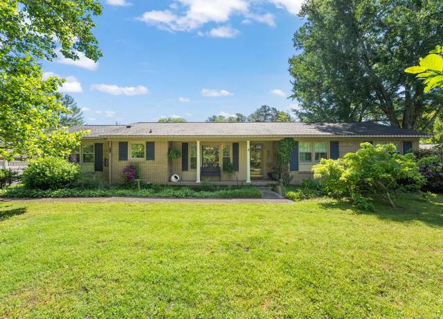 Property at 102 Essex Ct, Tullahoma, TN 37388, 3 beds, 2 baths