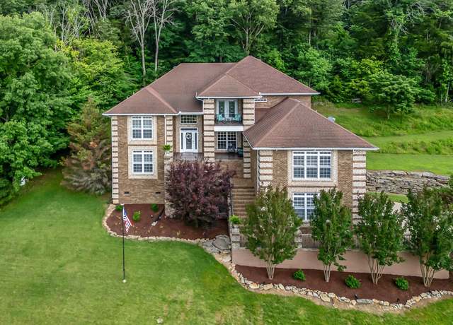 Property at 179 Lake Hollow Rd, Woodbury, TN 37190, 3 beds, 3.5 baths