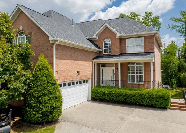Property at 119 Belmont Cir, Hendersonville, TN 37075, 3 beds, 2.5 baths