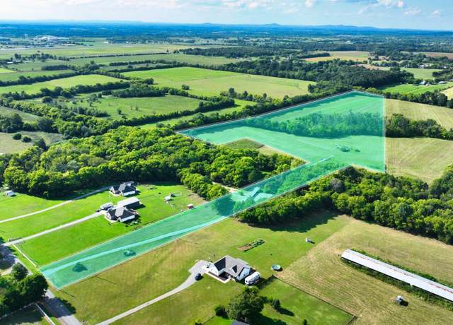 Property at 521 Airport Rd, Shelbyville, TN 37160
