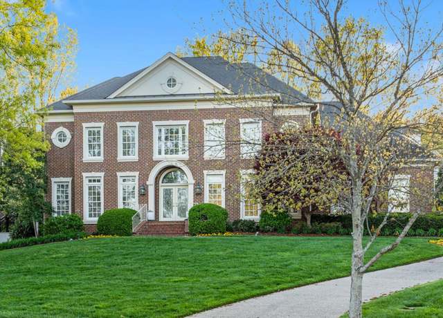 Property at 6 Portrush Ct, Brentwood, TN 37027, 5 beds, 3.5 baths