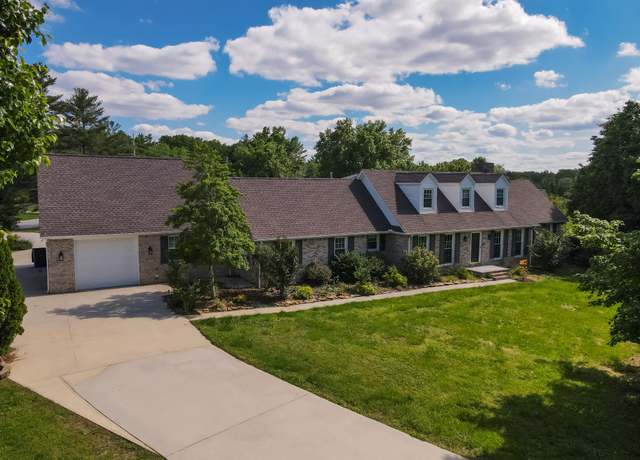 Property at 725 Liberty Ct, Cookeville, TN 38501, 4 beds, 4 baths