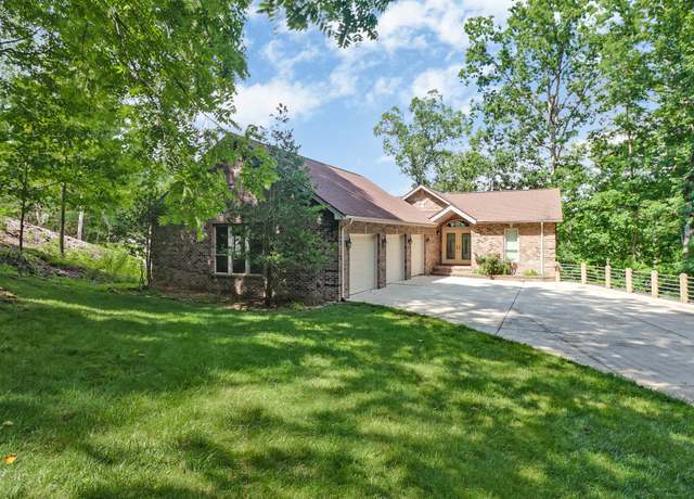 Property at 164 Lynhurst Dr, Crossville, TN 38558, 4 beds, 4 baths
