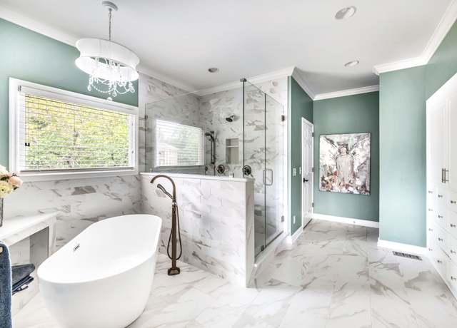 Property at 901 Kingfisher Pt, Nashville, TN 37221, 4 beds, 3.5 baths
