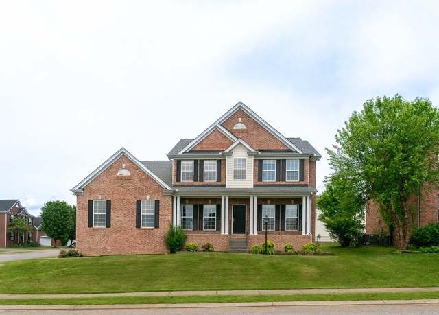 Property at 120 Camarado Ln, Hendersonville, TN 37075, 4 beds, 2.5 baths