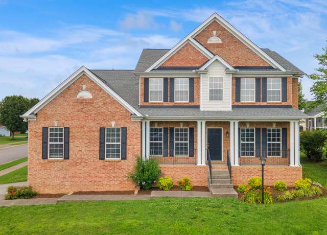 Property at 120 Camarado Ln, Hendersonville, TN 37075, 4 beds, 2.5 baths