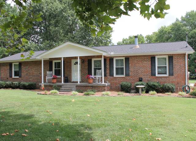 Property at 604 Shelley Dr, Mount Juliet, TN 37122, 3 beds, 2 baths