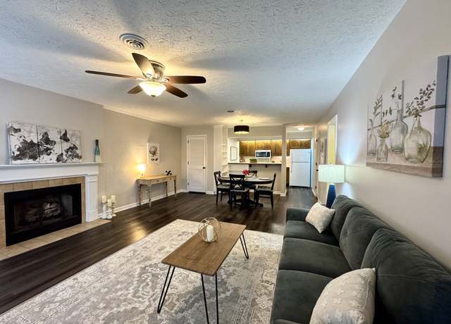 Property at 317 Village Ln W, Dickson, TN 37055, 2 beds, 2 baths