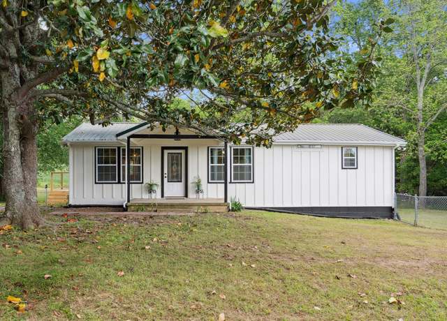Property at 1829 Lockmiller Rd, Estill Springs, TN 37330, 3 beds, 2 baths
