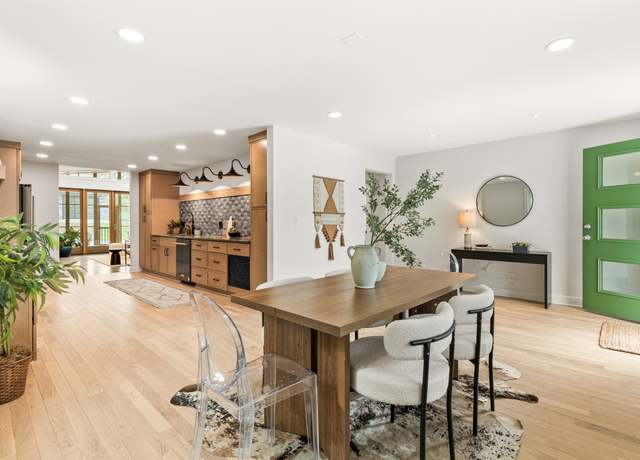 Property at 2013 Hackberry Ln, Nashville, TN 37206, 3 beds, 2.5 baths