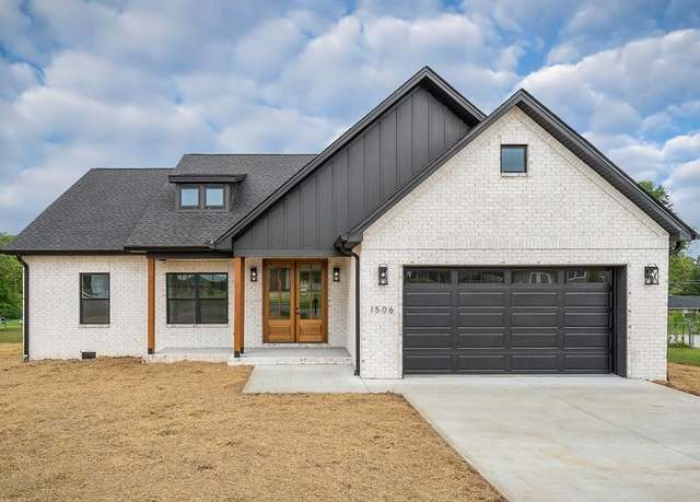 Property at 1506 Flintwood Ave, Cookeville, TN 38506, 3 beds, 2 baths