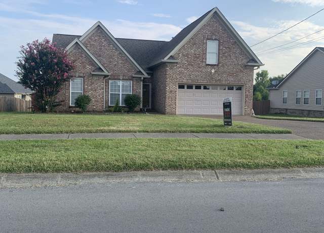 Property at 409 Princeton Dr, Lebanon, TN 37087, 3 beds, 2 baths