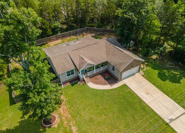 Property at 1704 Christi Ave, Chapel Hill, TN 37034, 4 beds, 2 baths