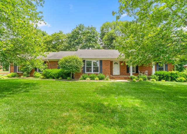 Property at 230 Crossbow Ct, Hopkinsville, KY 42240, 3 beds, 2 baths