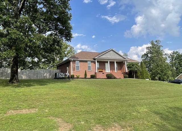 Property at 126 E Laurel Dr, Lawrenceburg, TN 38464, 3 beds, 3 baths
