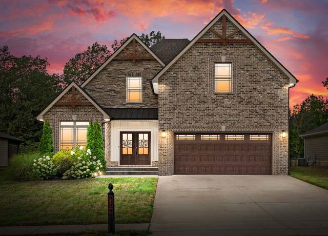 Property at 832 Jersey Dr, Clarksville, TN 37043, 4 beds, 3 baths