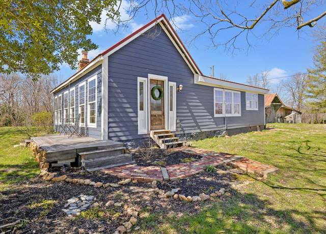 Property at 3736 Mobleys Cut Rd, Thompsons Station, TN 37179, 2 beds, 2.5 baths