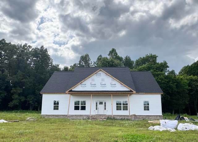 Property at 0 Hollow Springs Rd, Bradyville, TN 37026, 3 beds, 2 baths