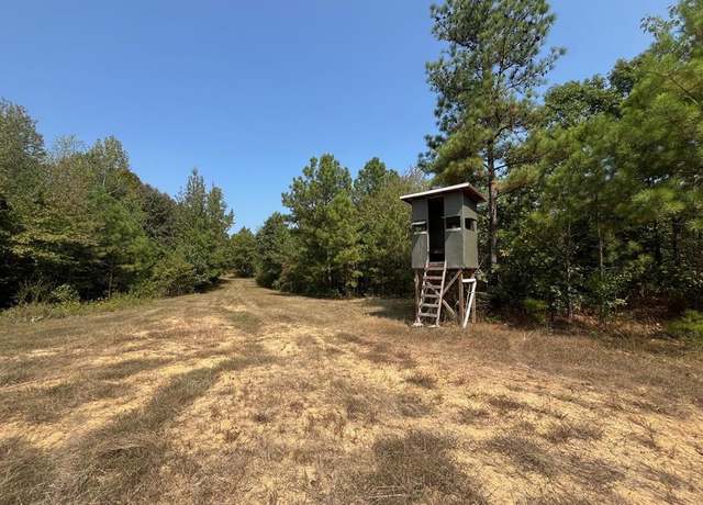 Property at 211 Little House Rd, Camden, TN 38320