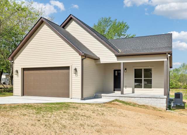 Property at 827 Oconner St, Smithville, TN 37166, 3 beds, 2 baths