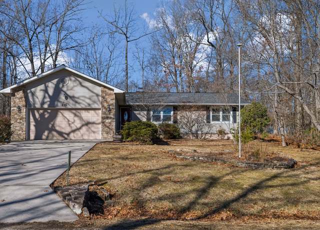 Property at 116 Britton Ln, Crossville, TN 38558, 3 beds, 2 baths