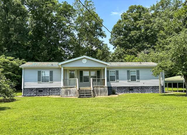 Property at 1385 Waterfront Dr, Dandridge, TN 37725, 3 beds, 2 baths