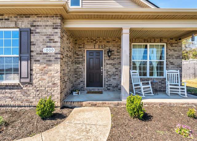 Property at 1000 Blair Oaks Ct, La Vergne, TN 37086, 3 beds, 3 baths
