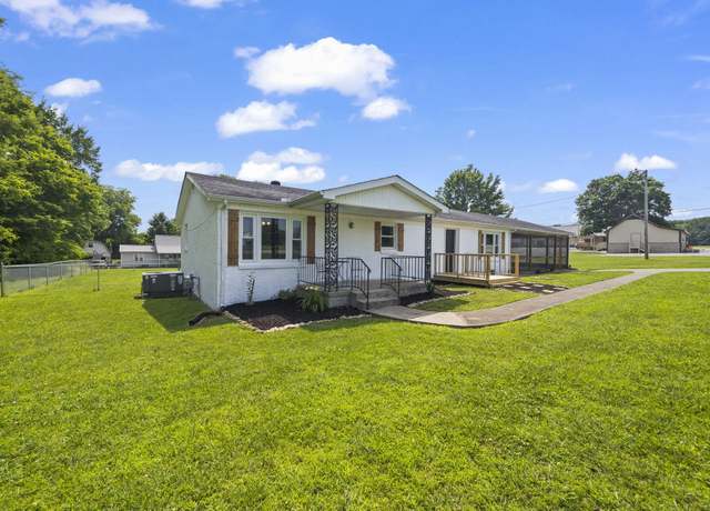 Property at 3205 Sylvia Rd, Dickson, TN 37055, 3 beds, 1.5 baths