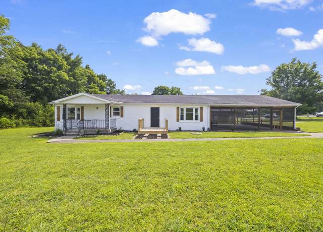 Property at 3205 Sylvia Rd, Dickson, TN 37055, 3 beds, 1.5 baths