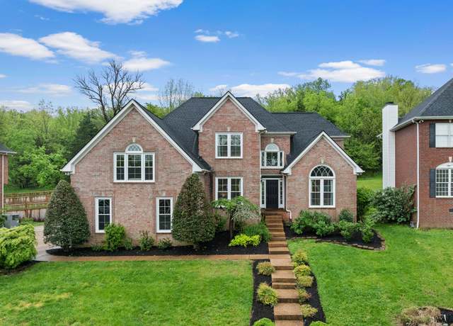Property at 120 Wynbrooke Trce, Hendersonville, TN 37075, 4 beds, 2.5 baths