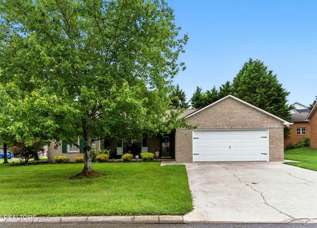 Property at 7725 Jerbeeler Dr, Knoxville, TN 37931, 3 beds, 2 baths