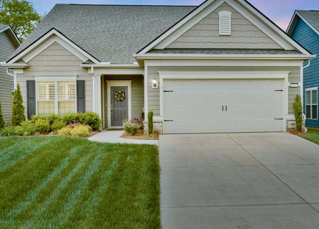 Property at 1015 Sumner Grv, Spring Hill, TN 37174, 3 beds, 3 baths