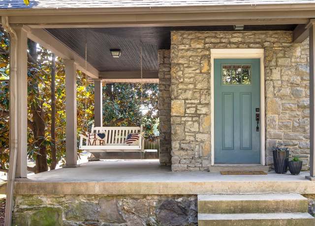 Property at 807 Hillview Hts, Nashville, TN 37204, 3 beds, 2 baths