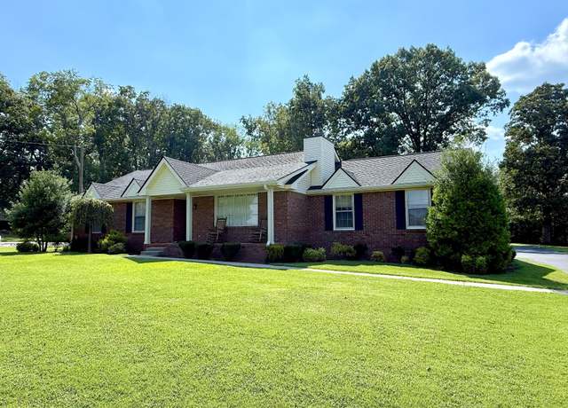 Property at 112 Clark Dr, Mount Juliet, TN 37122, 3 beds, 2 baths
