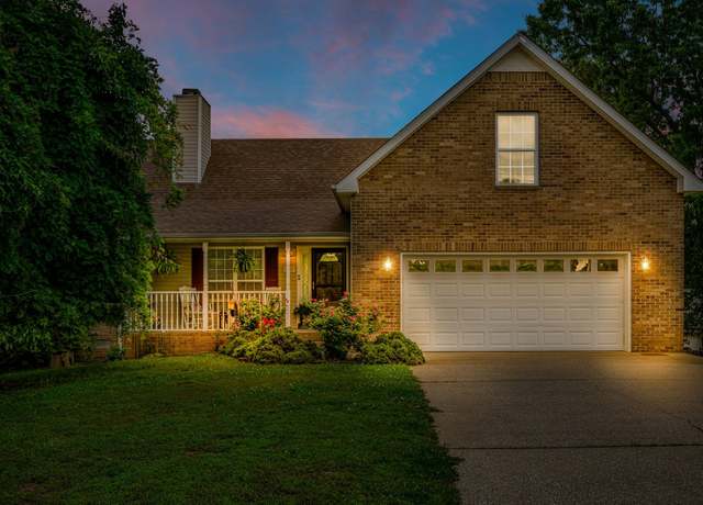 Property at 157 Baggett Ln, Dickson, TN 37055, 3 beds, 2 baths