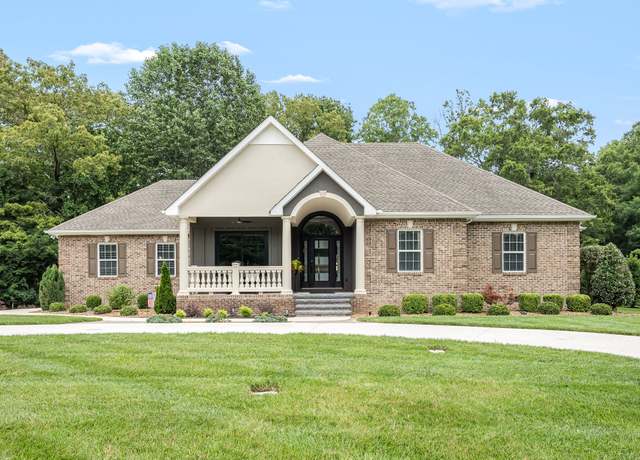 Property at 413 Albemarle Dr, Tullahoma, TN 37388, 3 beds, 2 baths