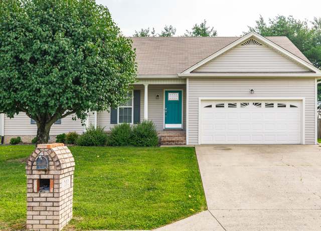 Property at 202 Putter Point Dr, Gallatin, TN 37066, 3 beds, 2 baths
