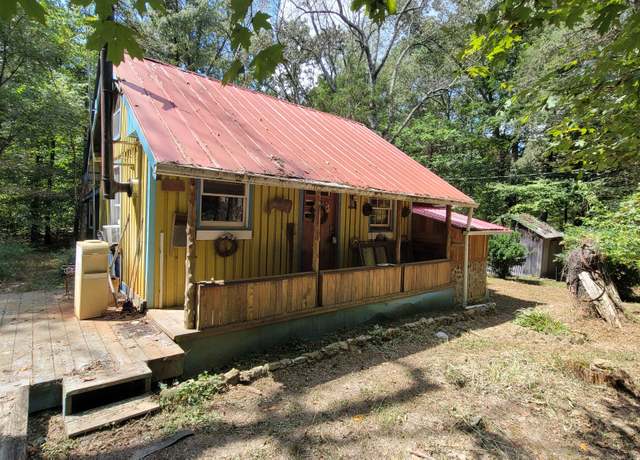 Property at 7992 Primm Springs Rd, Primm Springs, TN 38476, 2 beds, 1 bath