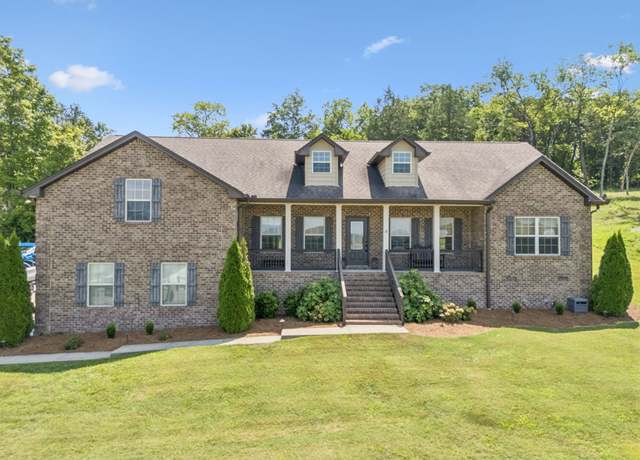 Property at 525 Bridle Path Ln, Hartsville, TN 37074, 3 beds, 2 baths