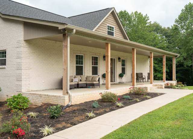 Property at 977 Elzie Williams Rd, Red Boiling Springs, TN 37150, 4 beds, 3 baths