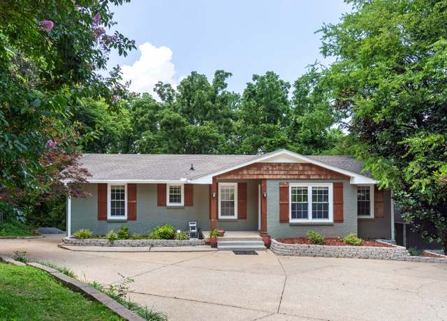 Property at 407 Rosehill Dr, Goodlettsville, TN 37072, 4 beds, 3 baths