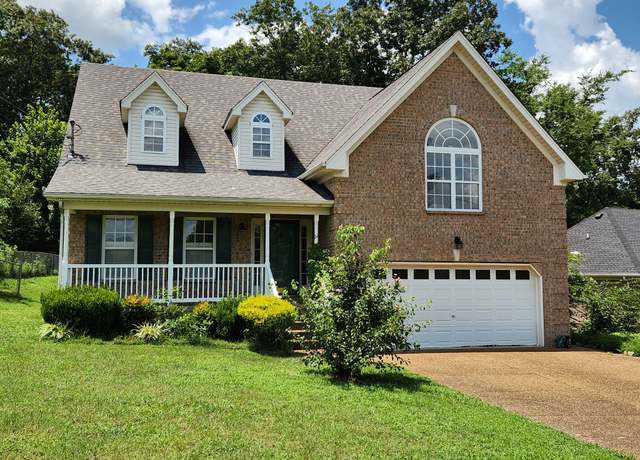 Property at 414 Parrish Hl, Mount Juliet, TN 37122, 3 beds, 2.5 baths