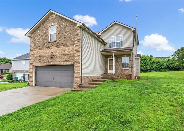 Property at 139 Buttermere Dr, Clarksville, TN 37040, 3 beds, 2.5 baths