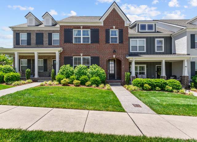 Property at 369 Carriage House Ln Unit L509, Hendersonville, TN 37075, 3 beds, 2.5 baths