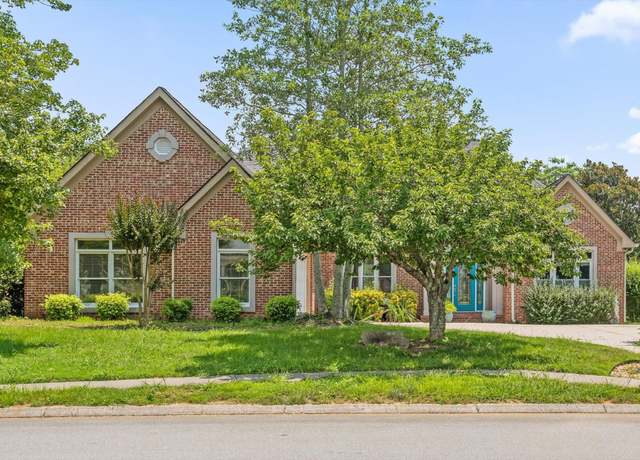 Property at 9056 Crystal Brook Dr, Apison, TN 37302, 3 beds, 3.5 baths