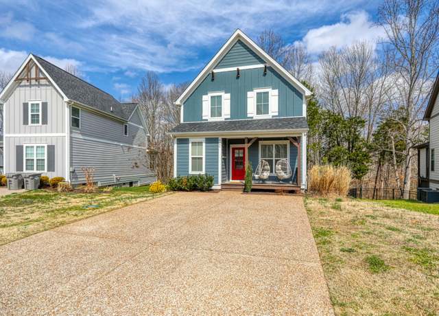 Property at 400 Evans Dr, Tullahoma, TN 37388, 4 beds, 2.5 baths