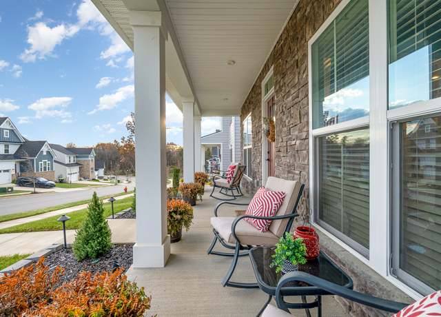 Property at 8073 Warbler Way, Brentwood, TN 37027, 4 beds, 3.5 baths