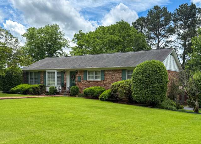 Property at 1306 Bagley Dr, Fayetteville, TN 37334, 3 beds, 3 baths